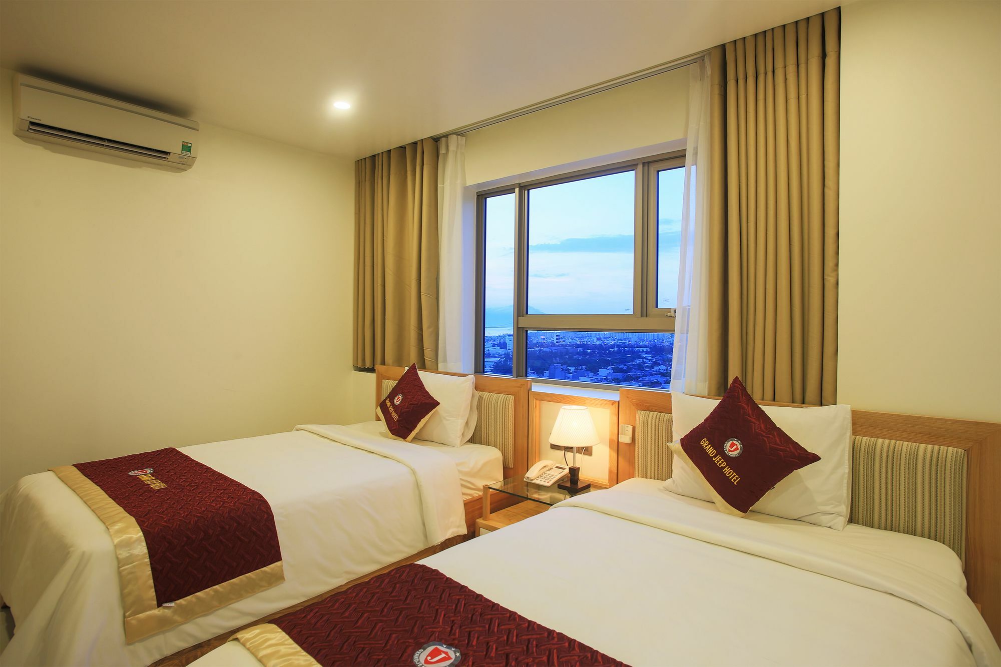 Grand Jeep Hotel Đà Nẵng Kültér fotó